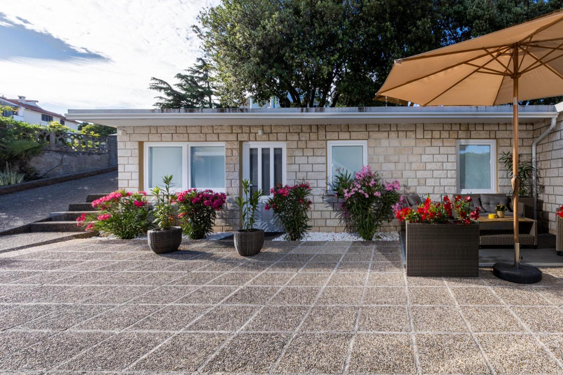 Villa Marica Tiny House In Krk City Centre Krk Town Exterior foto