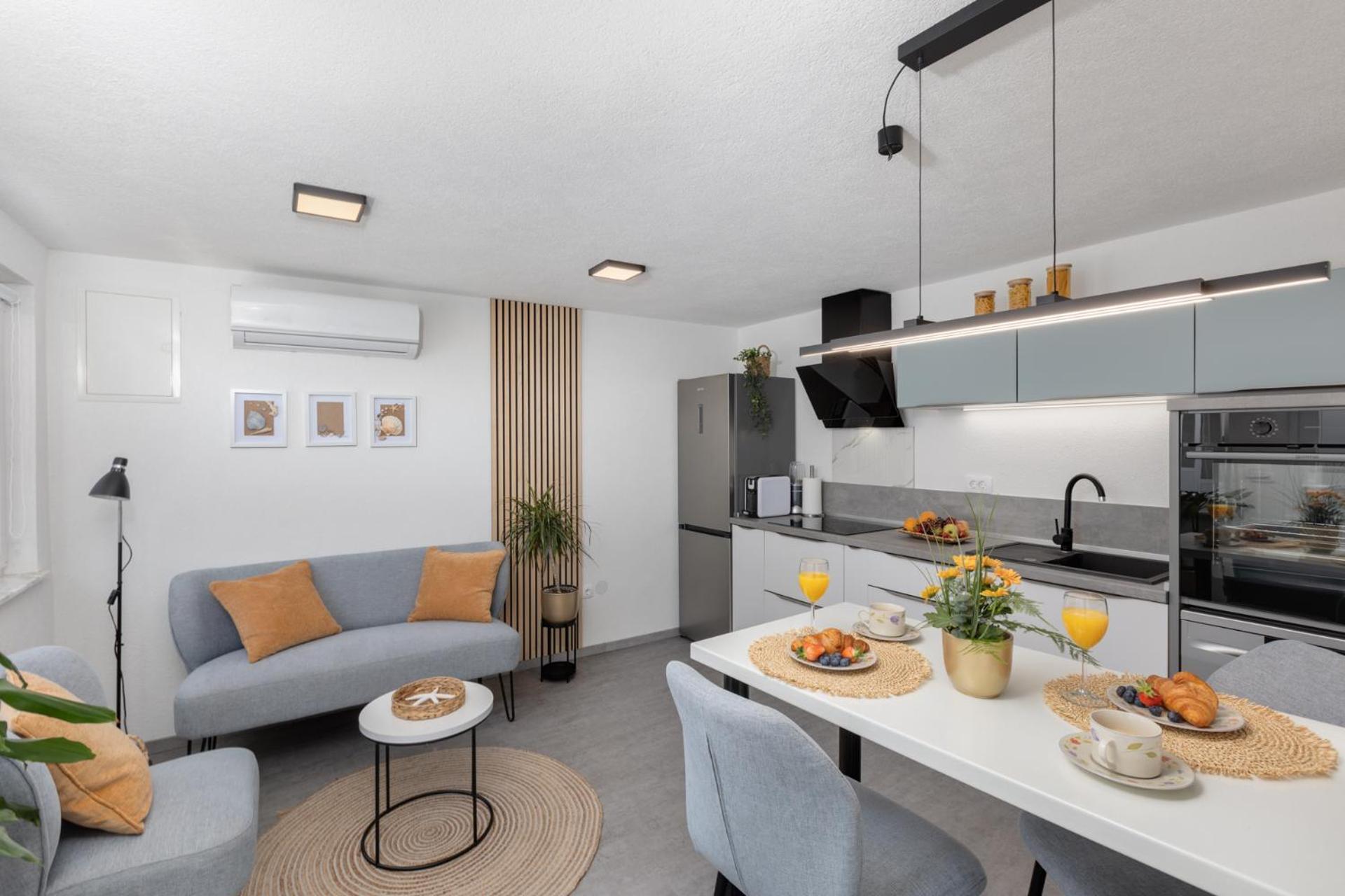 Villa Marica Tiny House In Krk City Centre Krk Town Exterior foto
